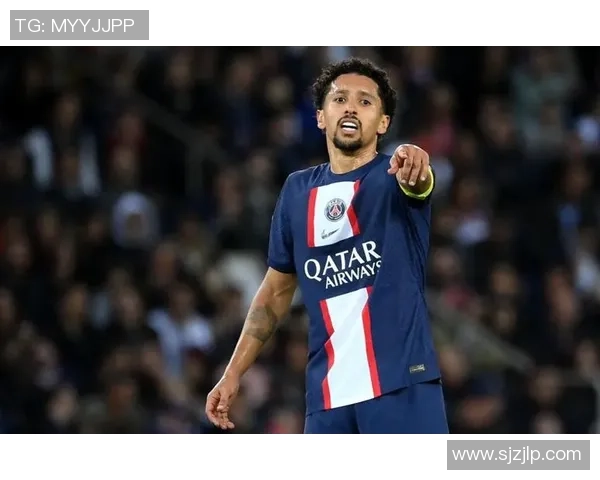 马尔基尼奥斯的崛起与影响力解析：从球场到生活的多重角色